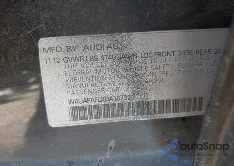 2013 Audi A4 2.0T Premium z USA, uszkodzony, nr VIN WAUAFAFLXDA167327